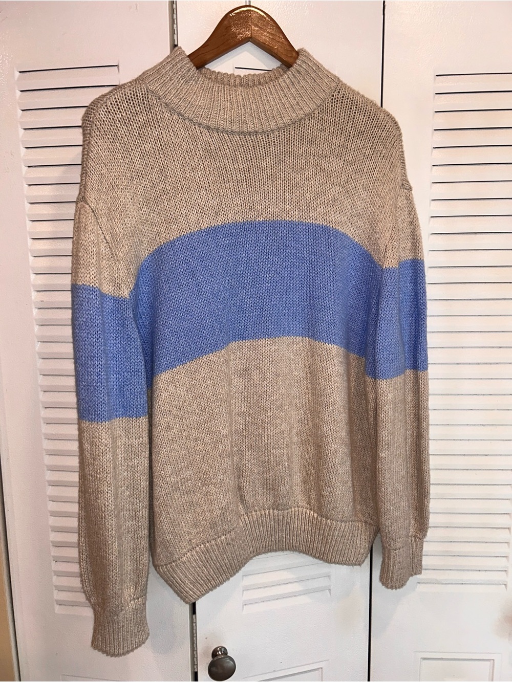 aerie Cream Knit Sweater with Green Logo Tag